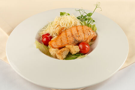 Цезарь с лососем