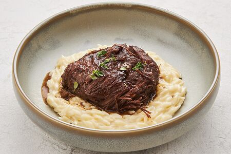 Говяжьи щечки