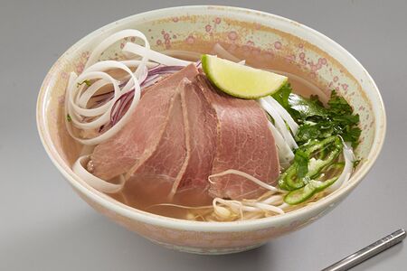 Вьетнамский суп Фо Бо с говядиной