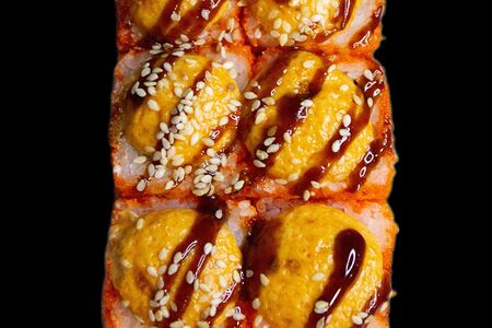 Калифорния острая с крабом запеченный