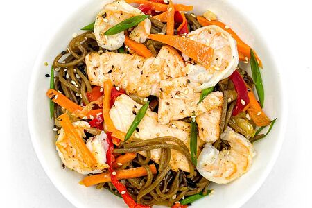 Wok с морепродуктами