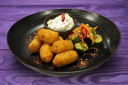 Халапеньо в беконе