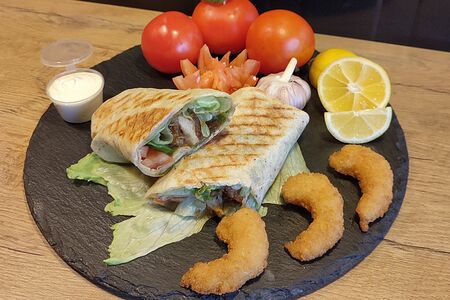 Твистер с креветкой мега