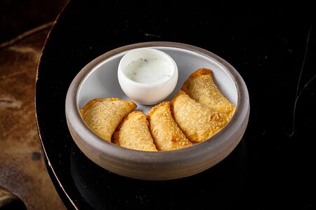 Мини-чебуреки с ягненком