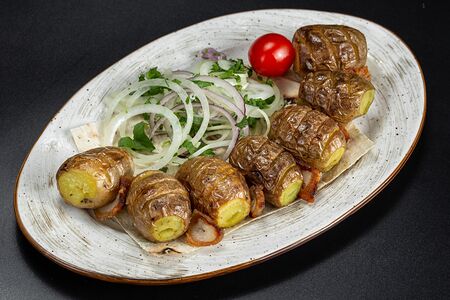 Картофель печеный с салом