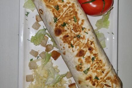 Шаверма в лаваше Цезарь