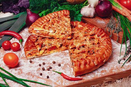 Пирог Свинина по-украински - свинина, шампиньоны, картошка