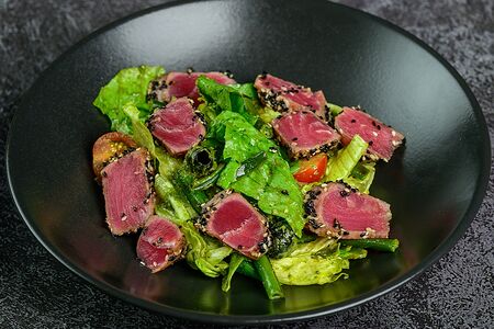 Салат Нисуаз с тунцом yellowfin