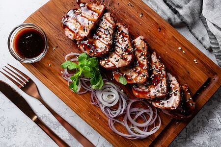 Свиное филе с соусом черный пеппер