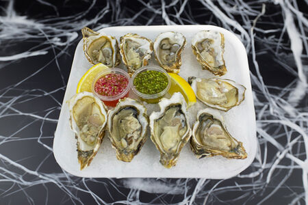9 устриц Фин де Клер