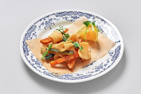 Фритто мисто с кальмаром