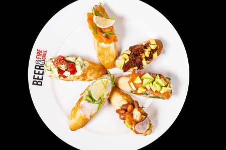 Набор из брускетт