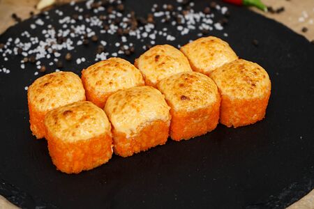 Идзумо с лосось спайси