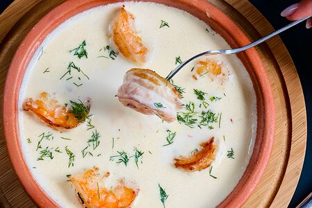 Креветки в соусе чкмерули 