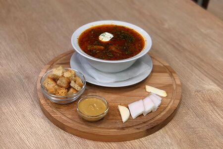 Борщ красный