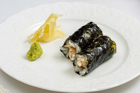 Хенд-ролл с крабом