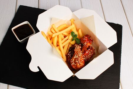 Бокс с крыльями