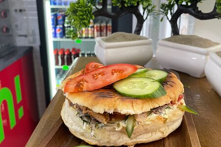 Шаурма в батоне