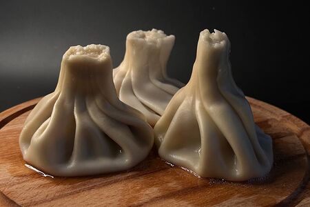 Хинкали говяжьи вареные без зелени 