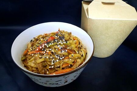 Удон с говядиной