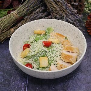 Цезарь с курицей