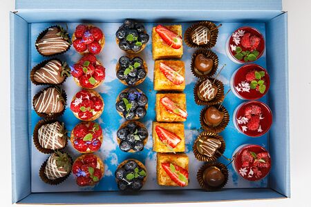 Десертный ягодный 