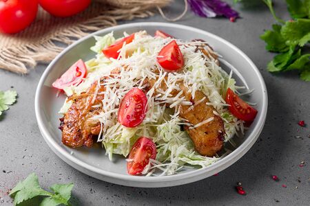 Цезарь с курицей