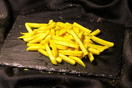 Картофель жареный