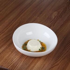 Панна котта с соусом маракуйя