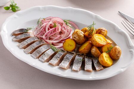 Селедочка с картофелем