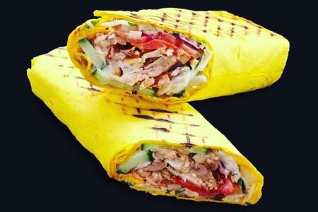 Шаурма в сырном лаваше