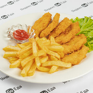 Хрустящие куриные наггетсы с картофелем фри