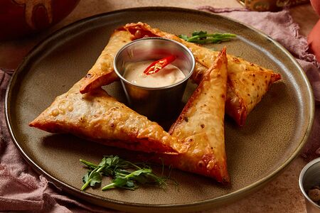 Самбусик мясной 