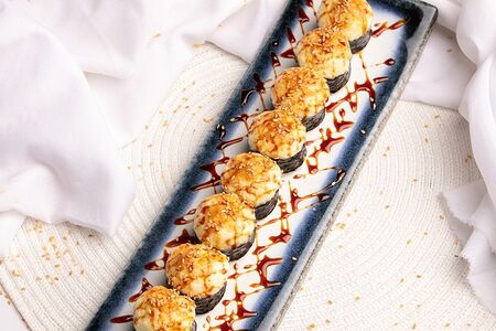 Запеченный ролл с курицей