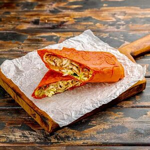 Шаурма в сырном лаваше