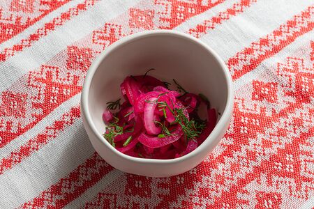 Маринованный лук 