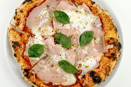 Мортаделла со страчателлой