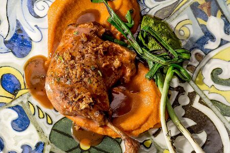 Утка конфи с кремом из печёного яблока