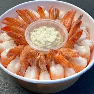 Тигровые креветки и сливочно-чесночный соус