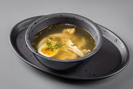 Куриный суп с домашней лапшой