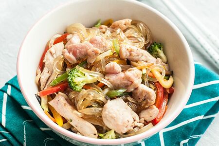 Вок Харусаме с курицей