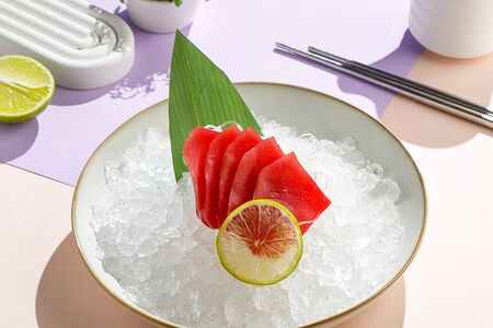 Сашими Тунец