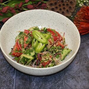 Салат по-грузински с орехами