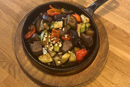 Острая говядина с овощами