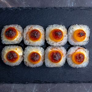 Запеченный ролл с угрем