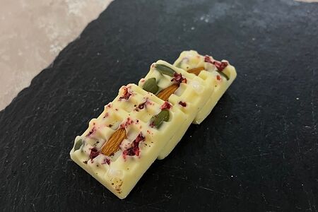 Плитка белого шоколада