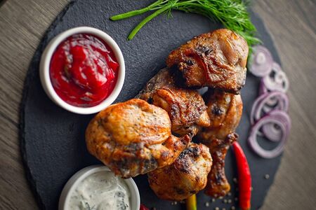 Курица на кости