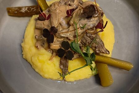 Бефстроганов с пюре