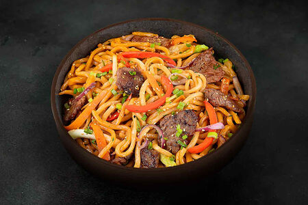Вок удон с говядиной