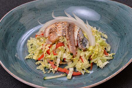 Салат с угрем
